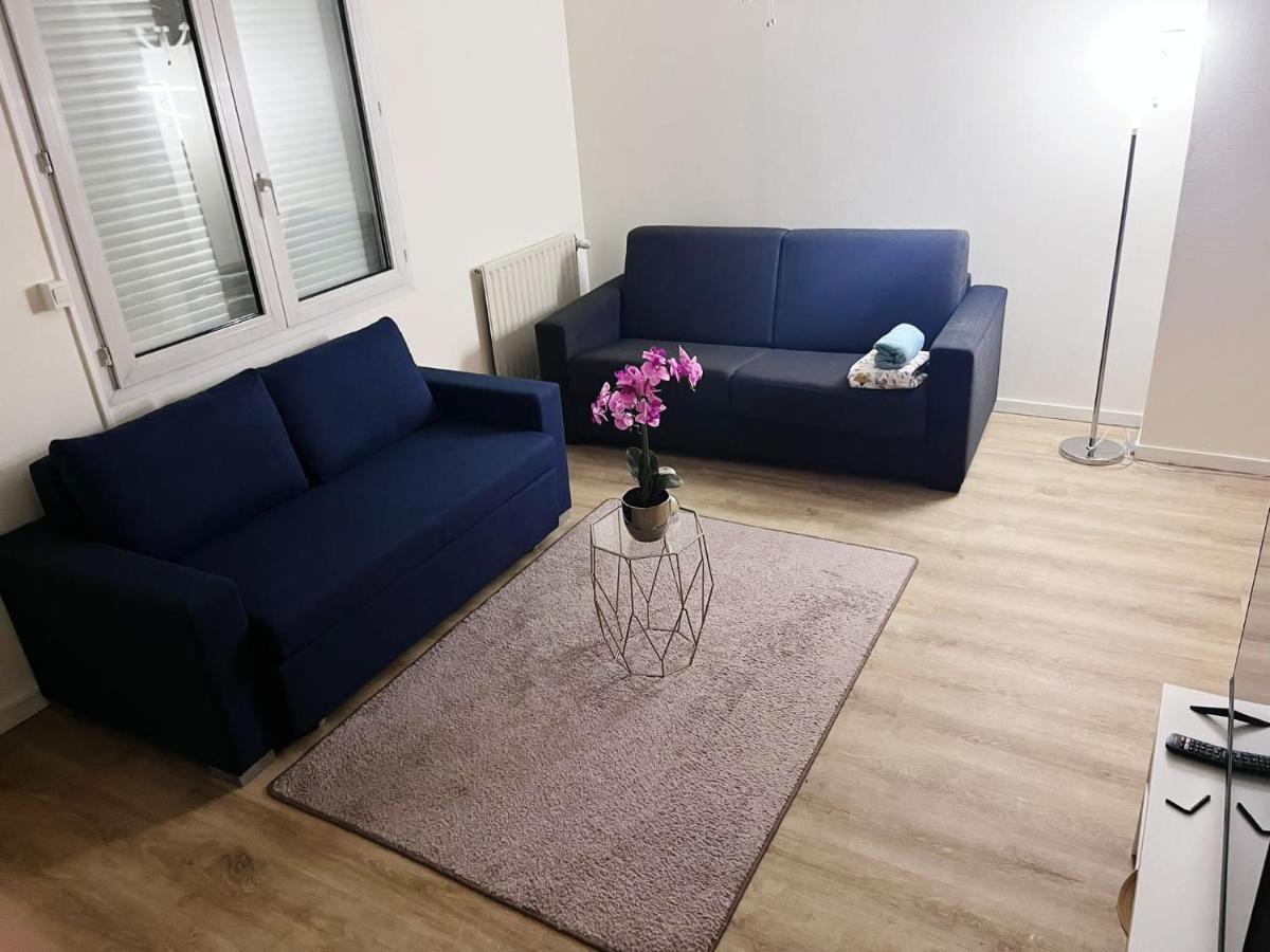 Logement Entier Chambre+Salon + Jardin & Terrasse Les Ulis Exterior photo